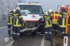 Pkw-Lenker übersieht auf der Reitterner Kreuzung der B37 ein Rettungsfahrzeug