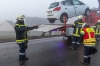 Drei Fahrzeuge kollidieren im dichten Nebel auf der B37 bei Gföhl