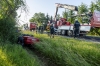 Cabrio von der FF Lengenfeld aus dem Straßengraben geborgen