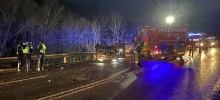 Verkehrsunfall mit einer eingeklemmten Person auf der B37 Verkehrsunfall mit einer eingeklemmten Person auf der B37