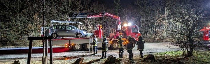 Technischer Einsatz: Verkehrsunfall mit einem PKW