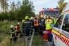 Person nach Fahrzeugüberschlag auf der B37 im Pkw eingeschlossen